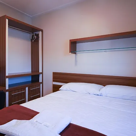 Hotel Imperatriz Telemaco Borba Exterior photo